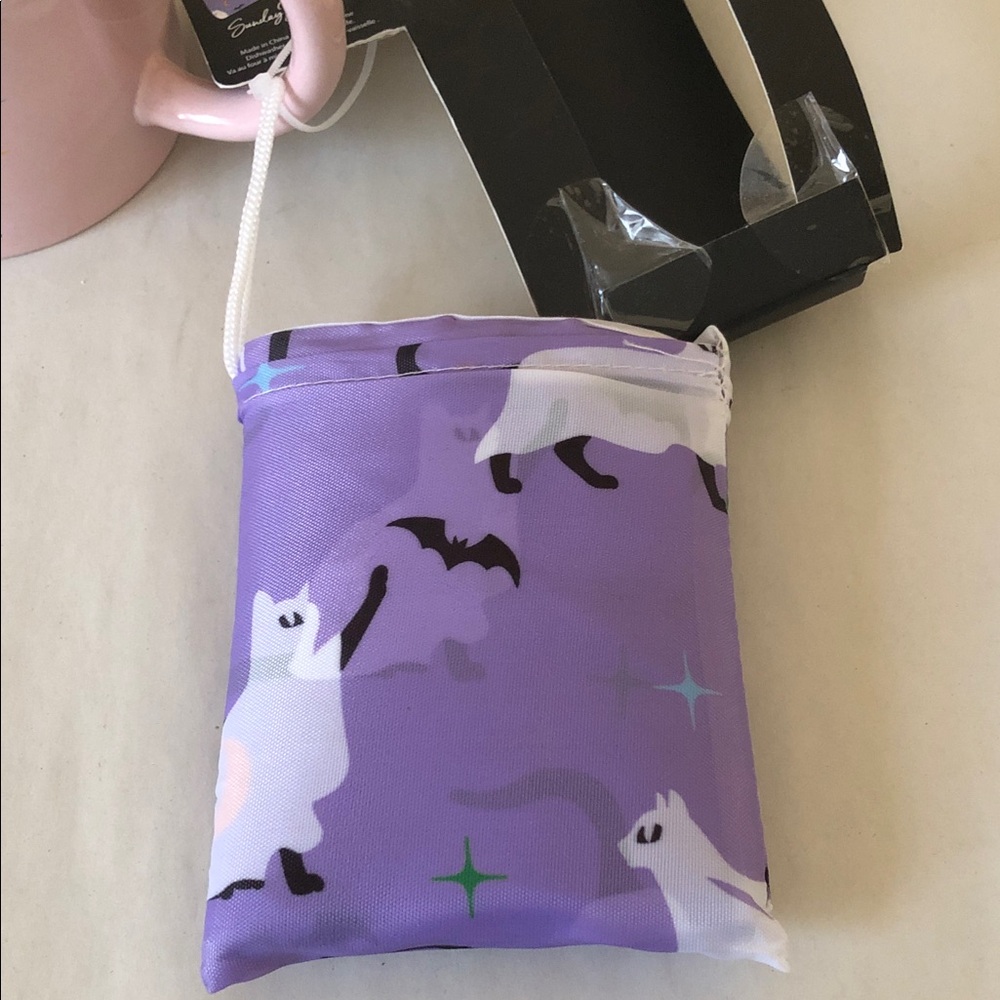 SUNDAY MORNING CERAMICS 'Purrrrfectly Spooky' Mug and Reusable Tote Set - Picture 10 of 13